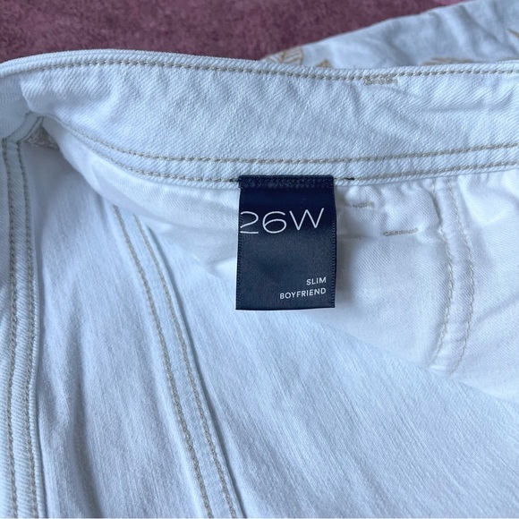 Pilcro by Anthropologie The Slim Boyfriend High Rise Embroidered Stretch Jeans - Picture 11 of 11